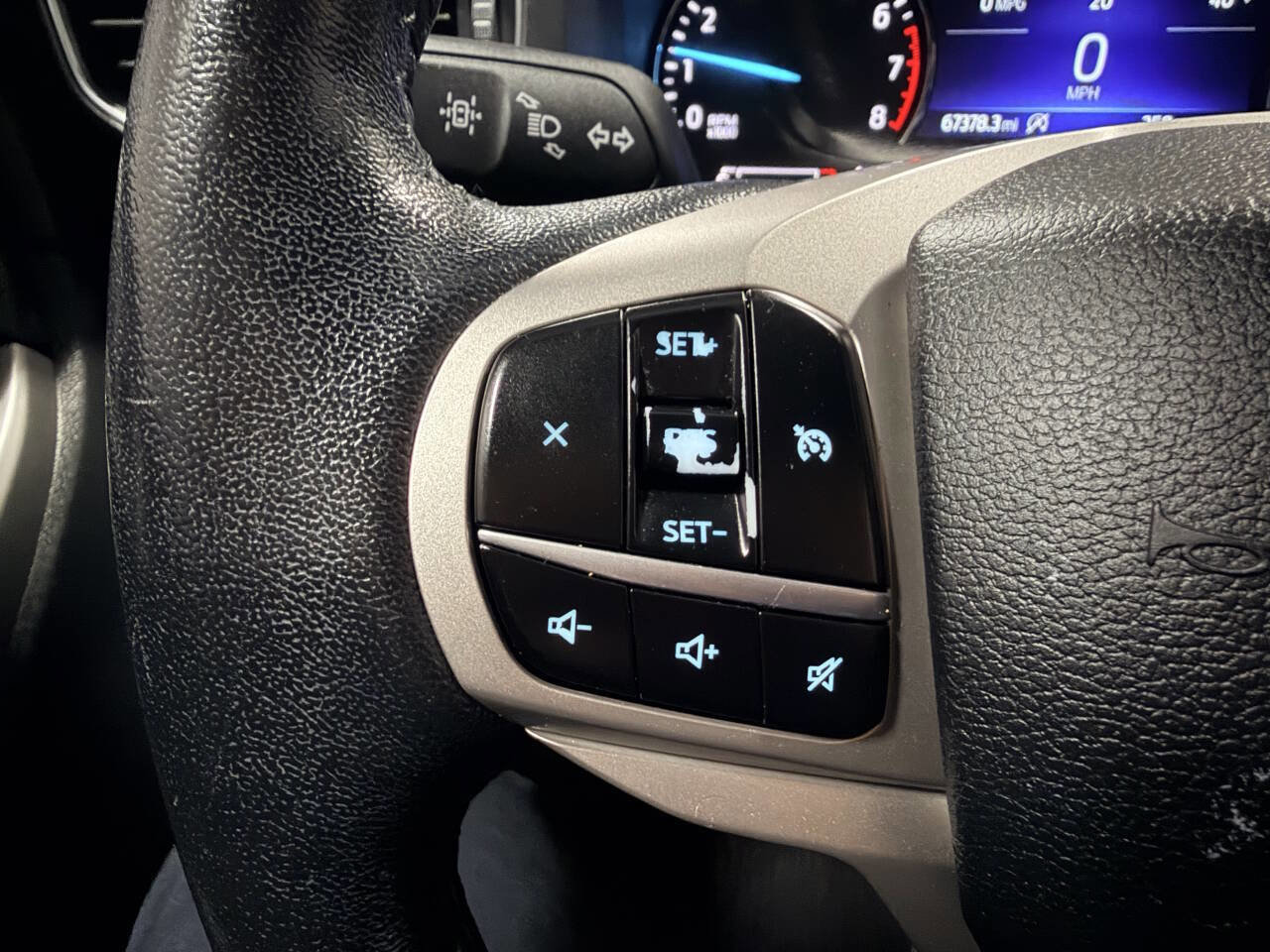 Used 2021 Ford Explorer XLT w/ Equipment Group 202A image 15