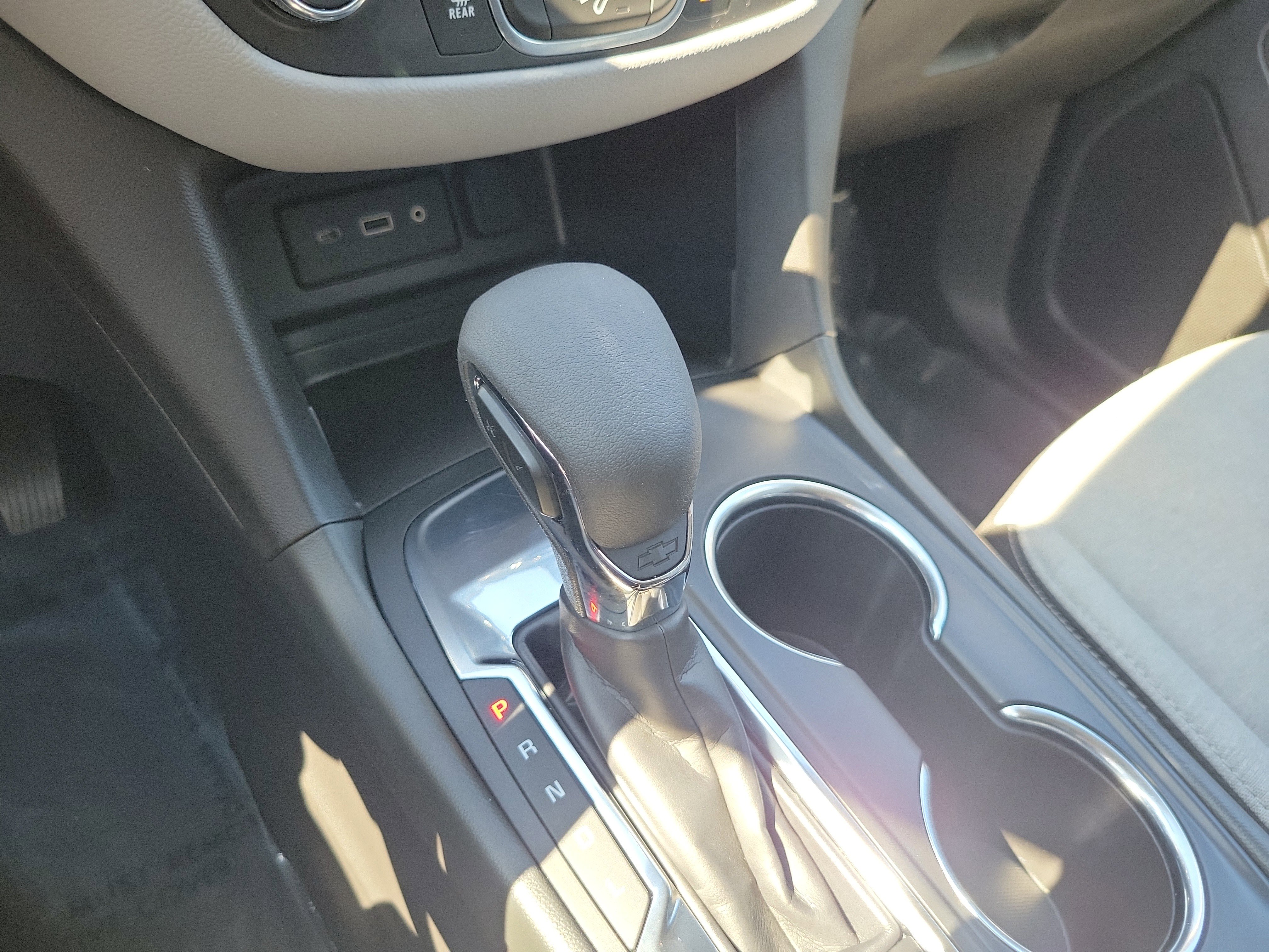 Used 2024 Chevrolet Equinox LS w/ LS Convenience Package FWD image 21