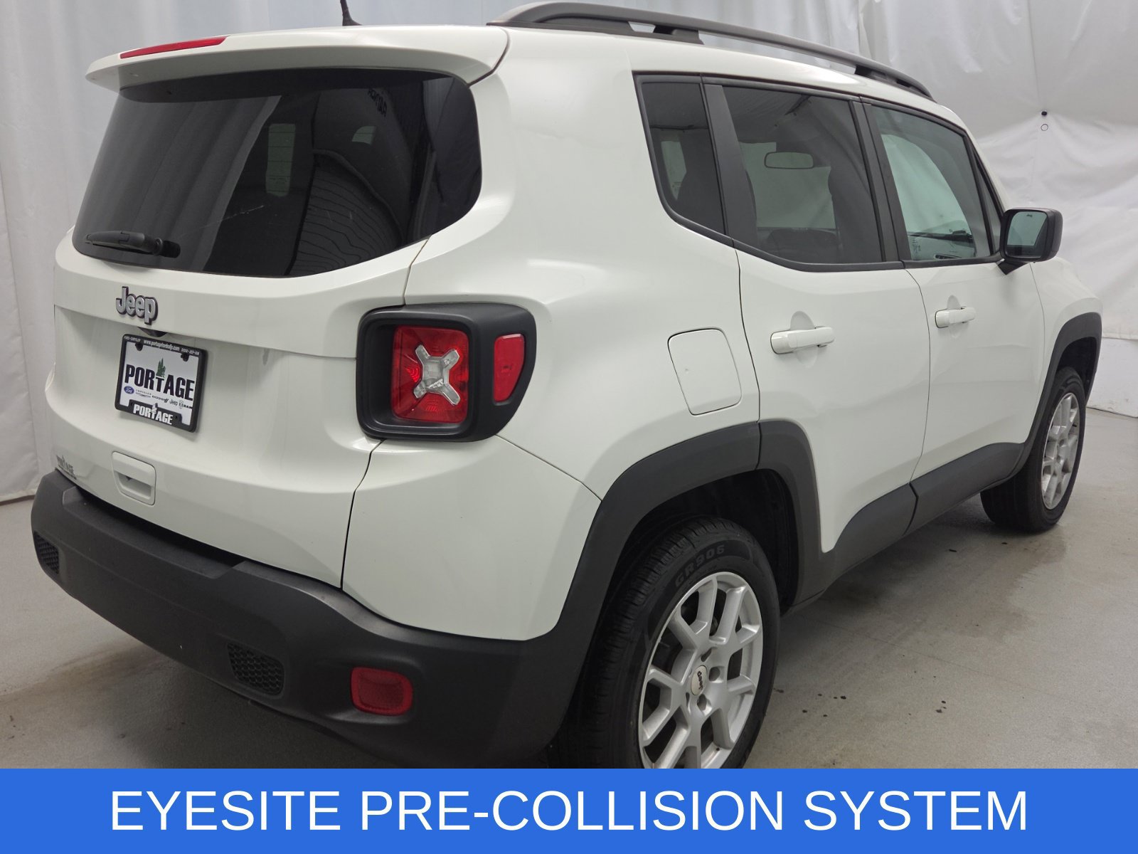 Certified 2022 Jeep Renegade Sport w/ Sport Appearance Group AWD/4WD image 7