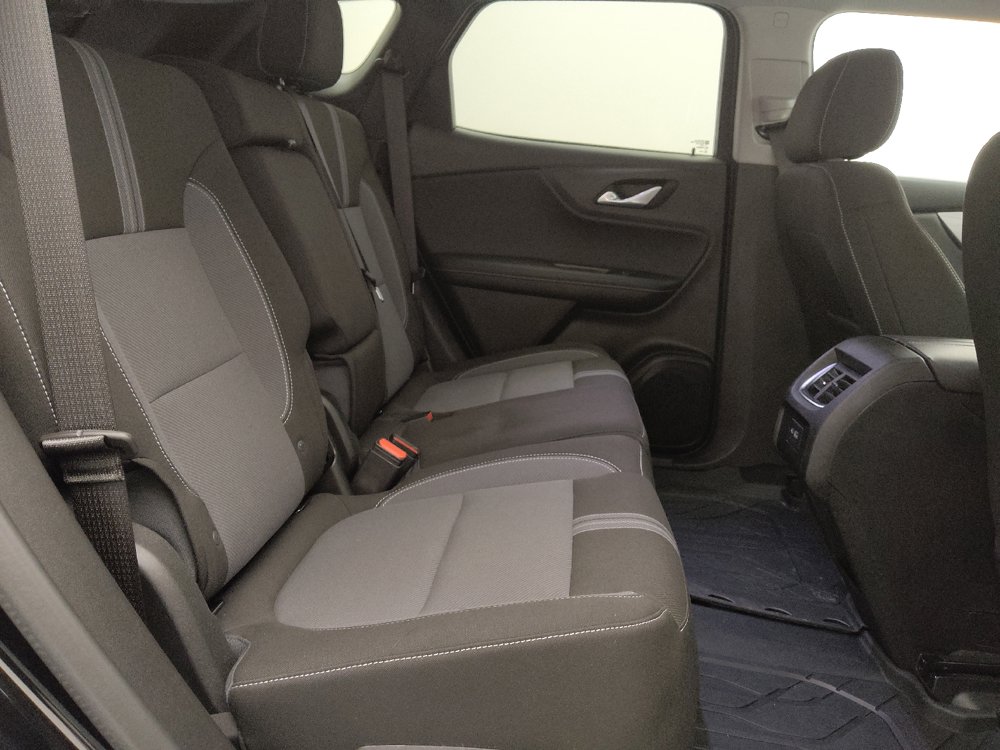 Used 2024 Chevrolet Blazer LT w/ Convenience Package FWD image 19
