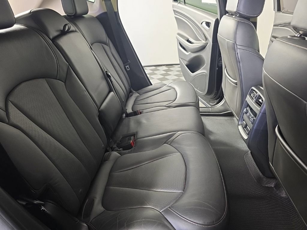 Used 2017 Buick Envision Essence w/ LPO, Cargo Package FWD image 37