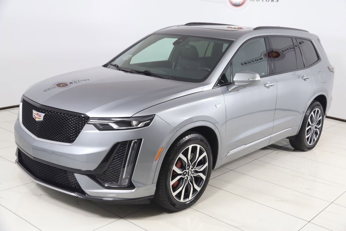 Used 2024 Cadillac XT6 Sport image 25