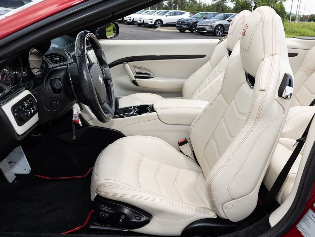 Used 2017 Maserati GranTurismo Convertible RWD image 24