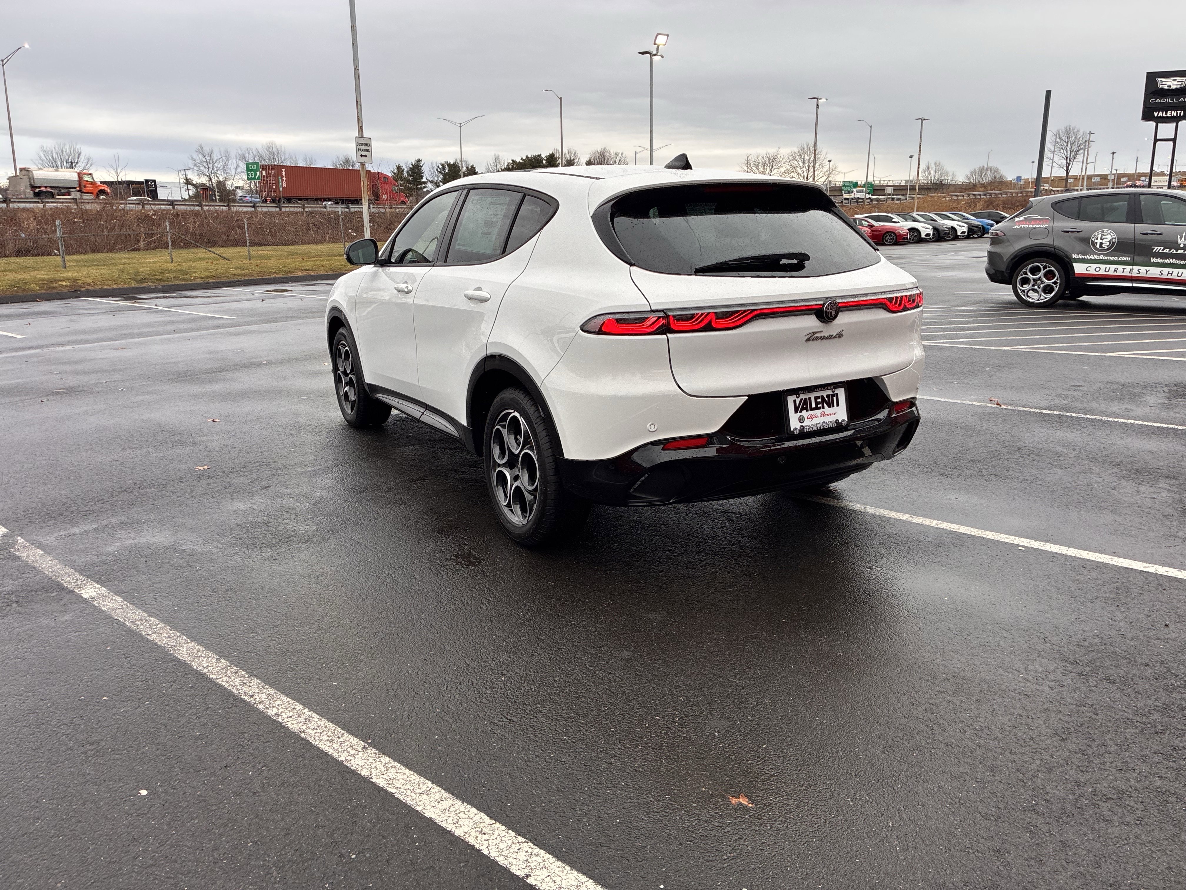 New 2026 Alfa Romeo Tonale Sprint AWD/4WD image 9