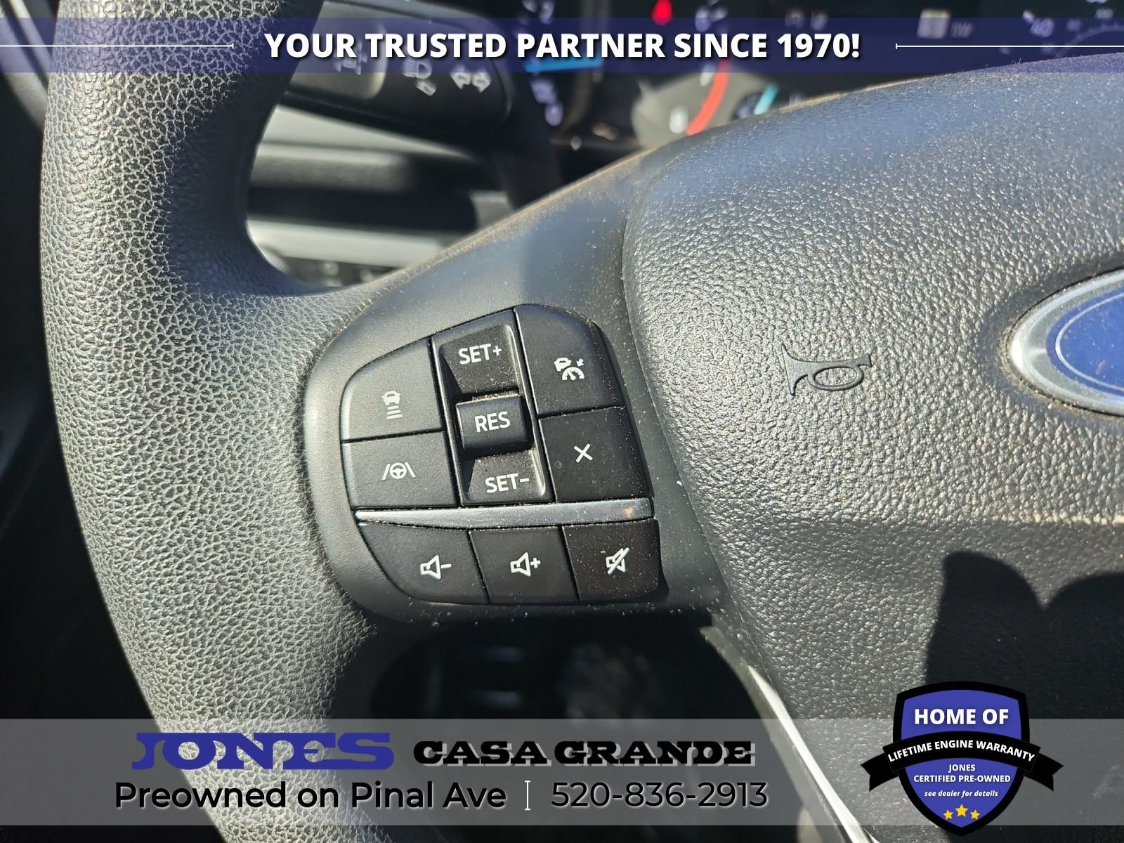 Used 2022 Ford Escape SE w/ SE Sport Appearance Package FWD image 14
