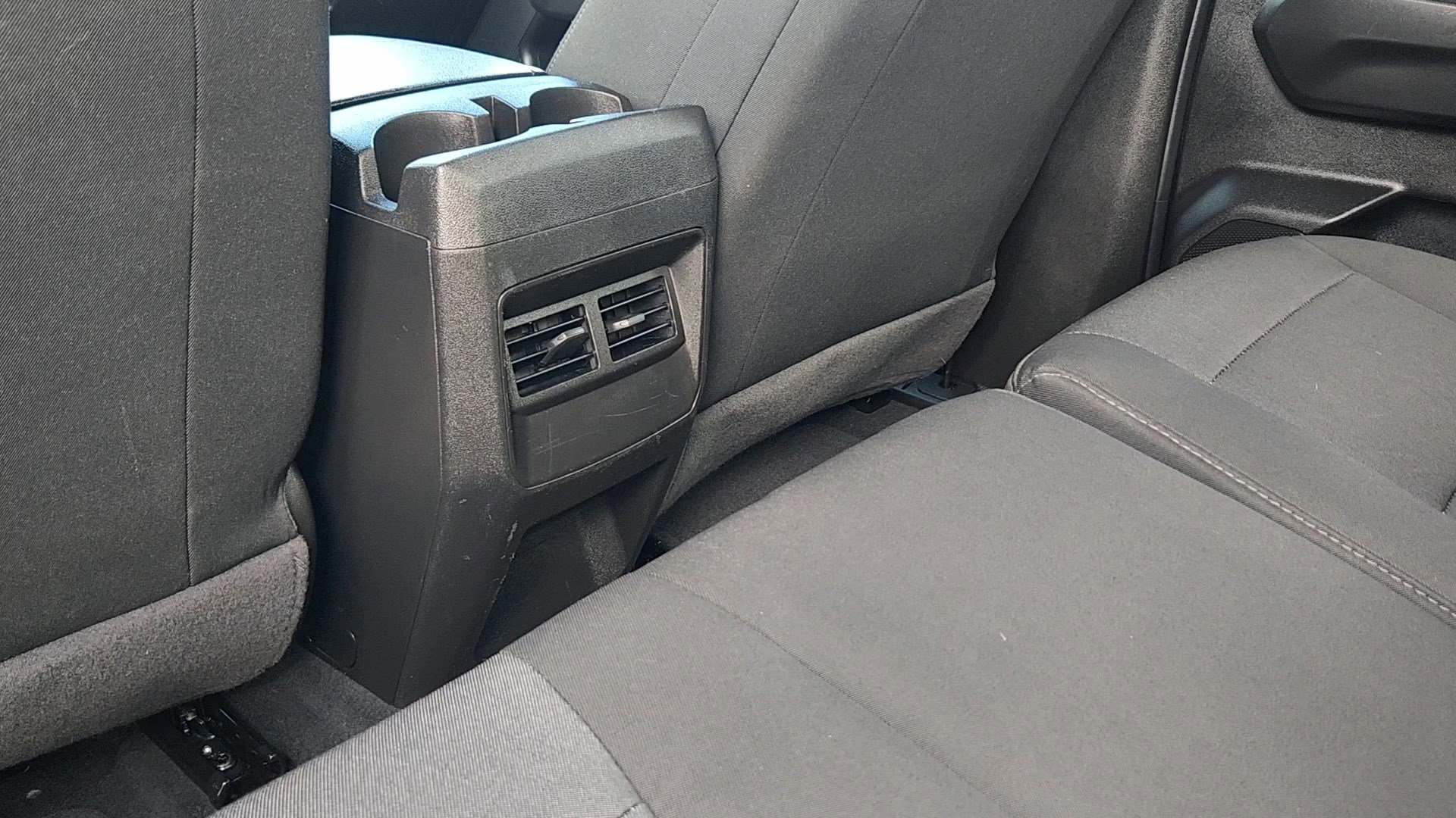 Used 2024 Chevrolet Colorado Trail Boss w/ Technology Package image 17