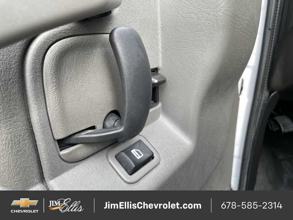 Certified 2024 Chevrolet Express 2500 Extended image 35