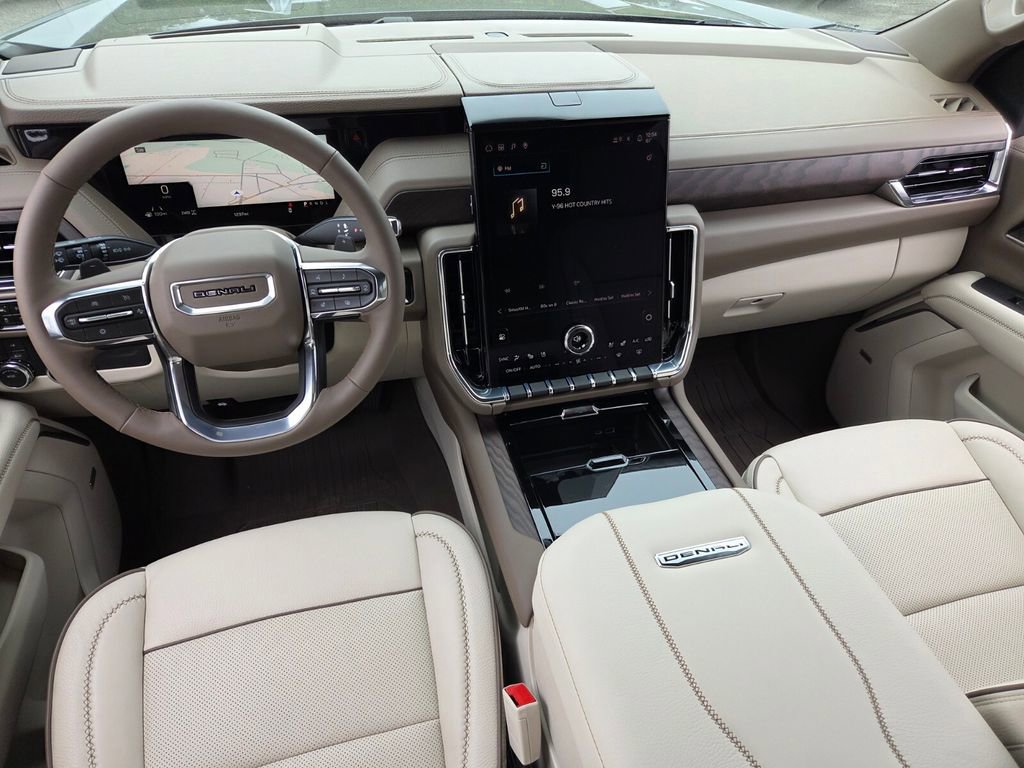 Used 2026 GMC Yukon XL Denali w/ Sun & Power Step Package image 8