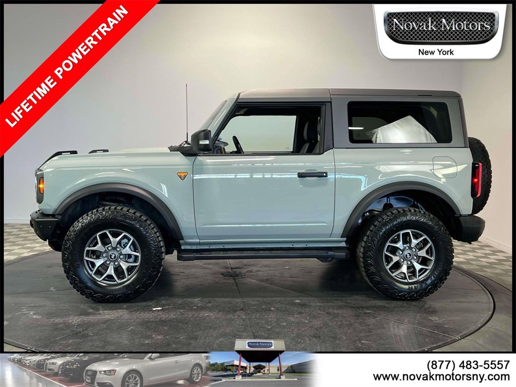 Used 2022 Ford Bronco Badlands image 4