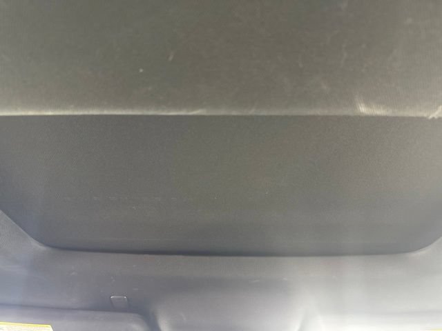 Used 2017 Ford Explorer XLT w/ Equipment Group 202A AWD/4WD image 30