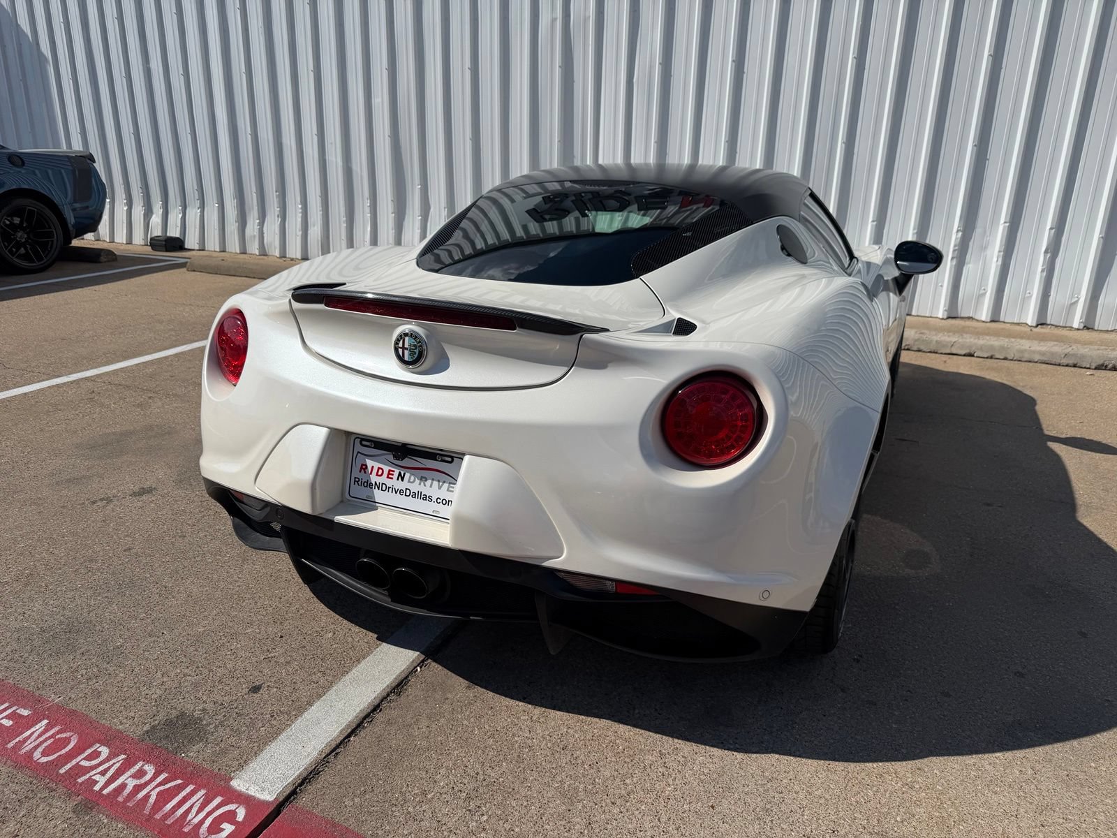 Used 2016 Alfa Romeo 4C Coupe w/ Coupe Track Package 1 RWD image 6