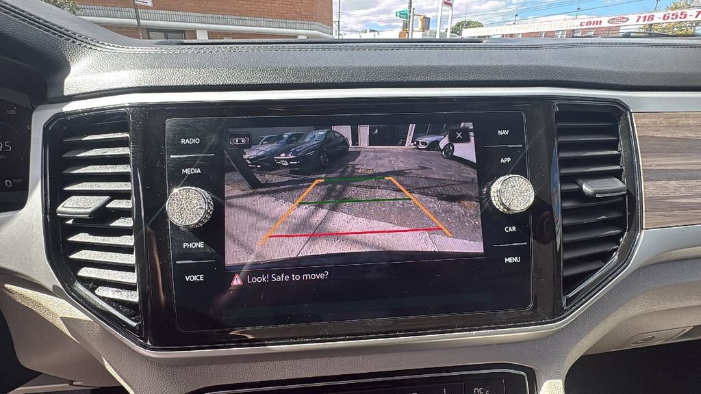 Used 2022 Volkswagen Atlas SEL AWD/4WD image 20