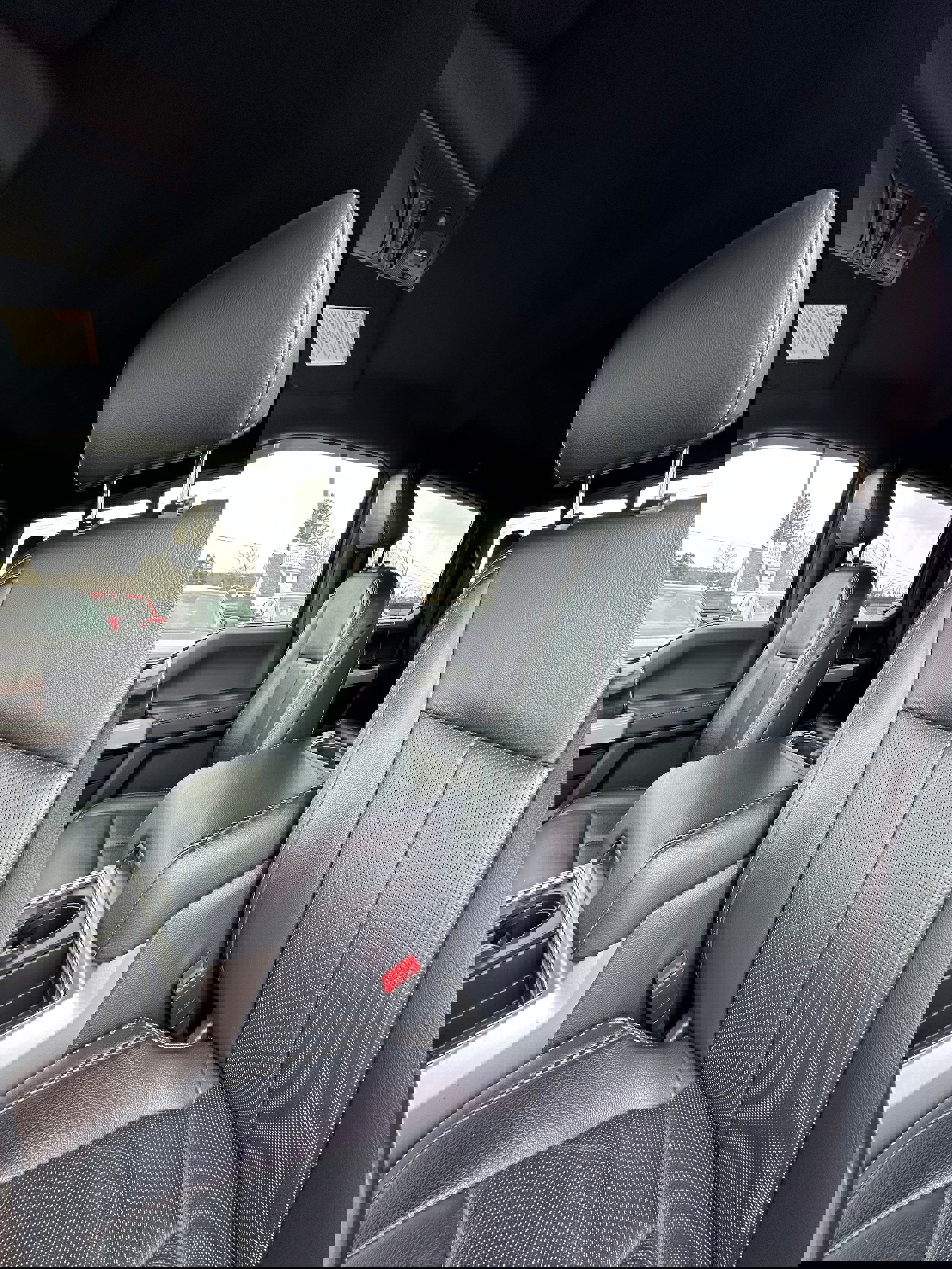 Used 2022 Ford F250 Lariat w/ Tremor Off-Road Package image 18