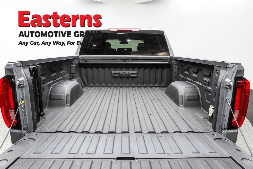 Used 2024 GMC Sierra 1500 SLT image 9