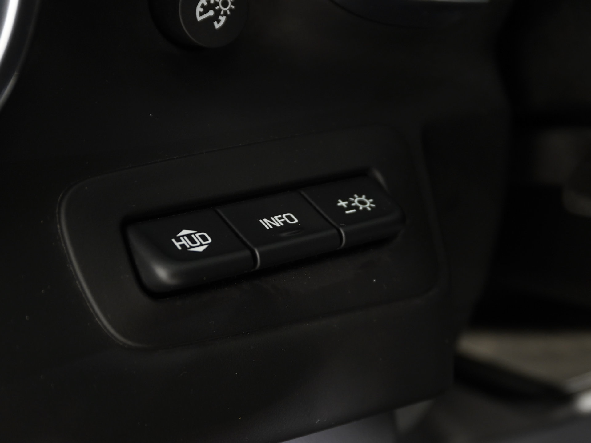 Used 2022 Chevrolet Camaro ZL1 RWD image 15
