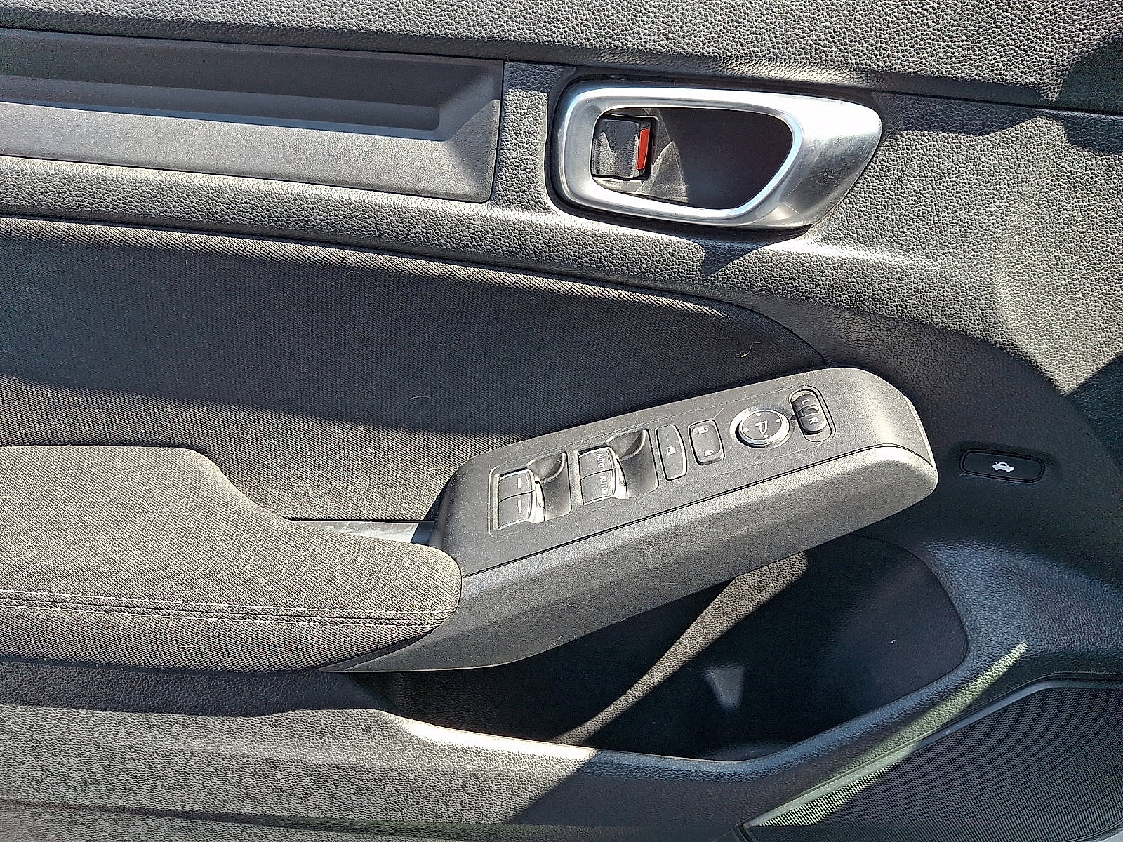 Used 2023 Honda Civic Sport image 16