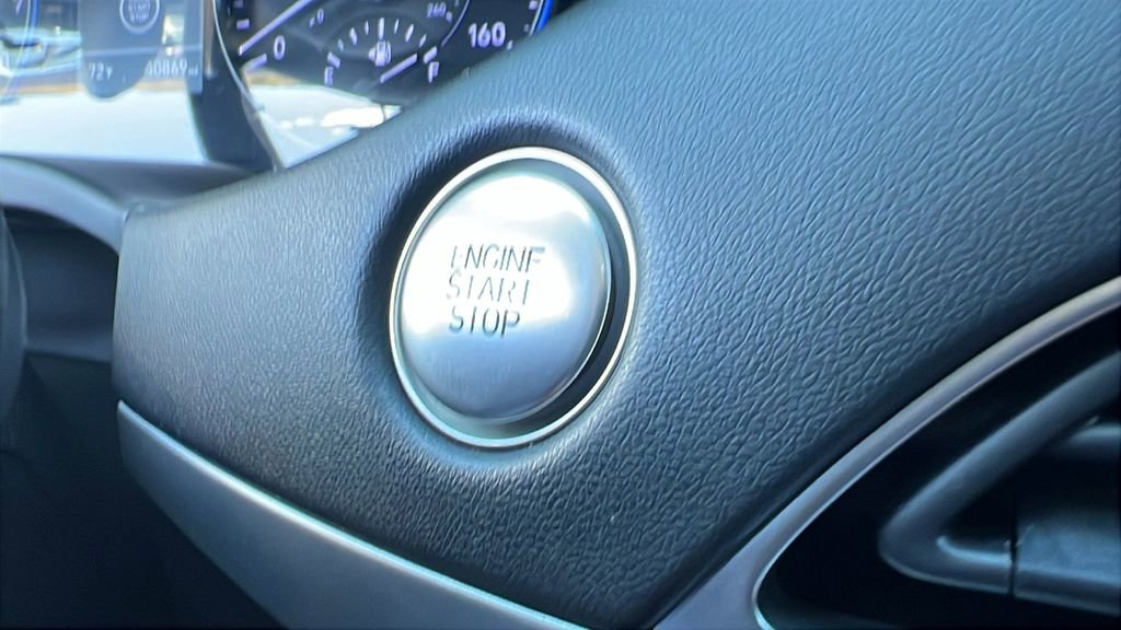 Used 2022 Hyundai Palisade SEL w/ Cargo Package FWD image 17