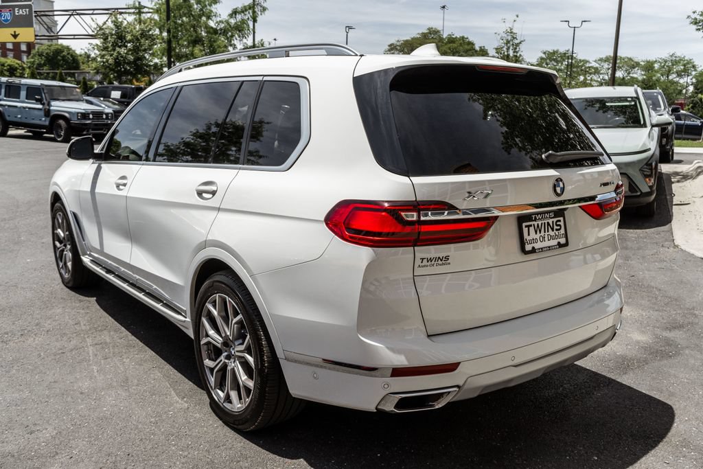 Used 2022 BMW X7 xDrive40i w/ Executive Package AWD/4WD image 45