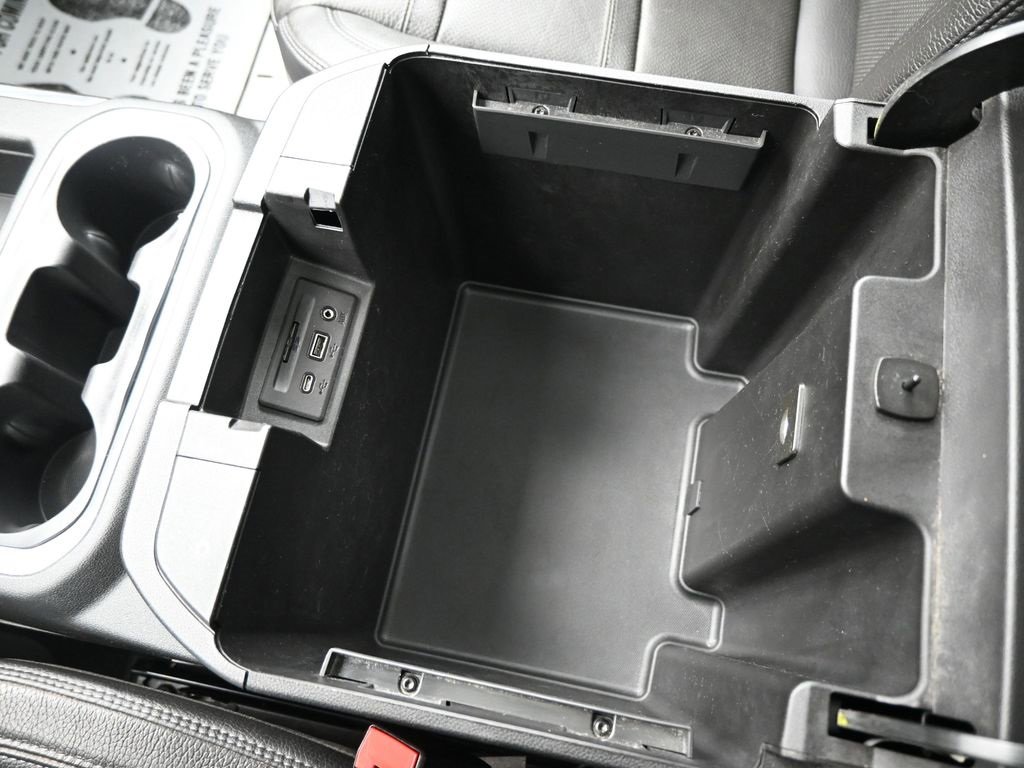 Used 2020 GMC Sierra 3500 Denali w/ Denali Ultimate Package image 18