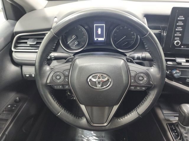 Used 2024 Toyota Camry SE FWD image 25