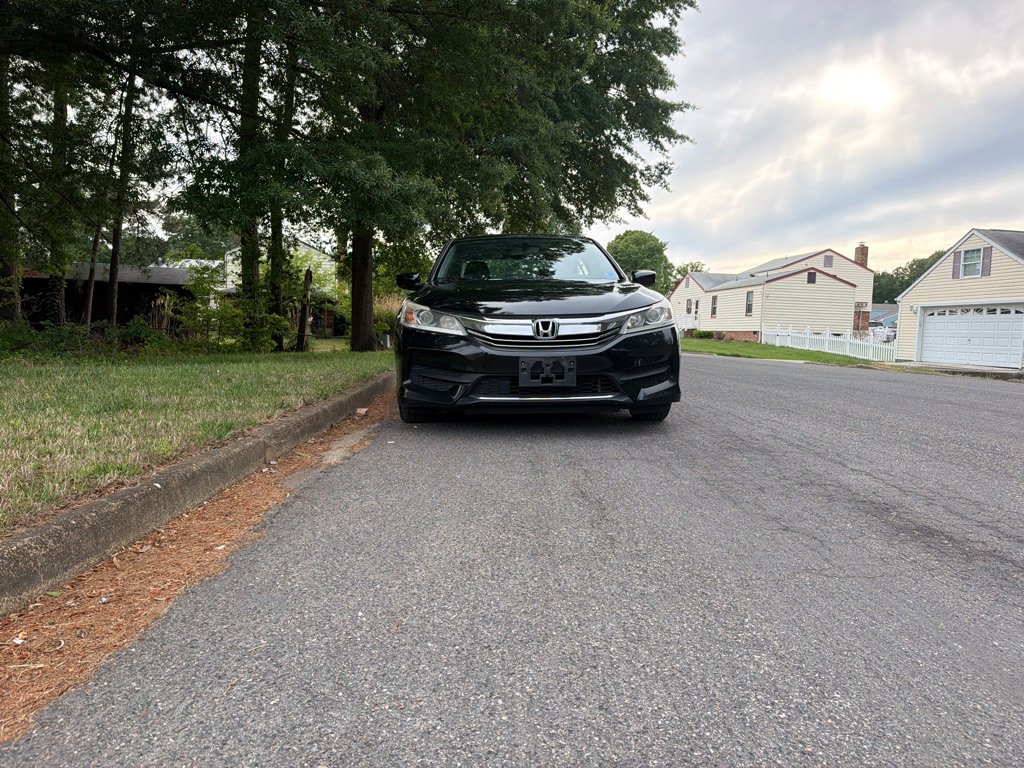 Used 2016 Honda Accord LX image 9
