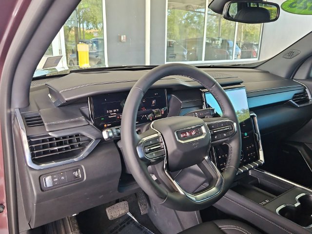 Used 2025 GMC Acadia Elevation w/ Elevation Premium Package FWD image 11
