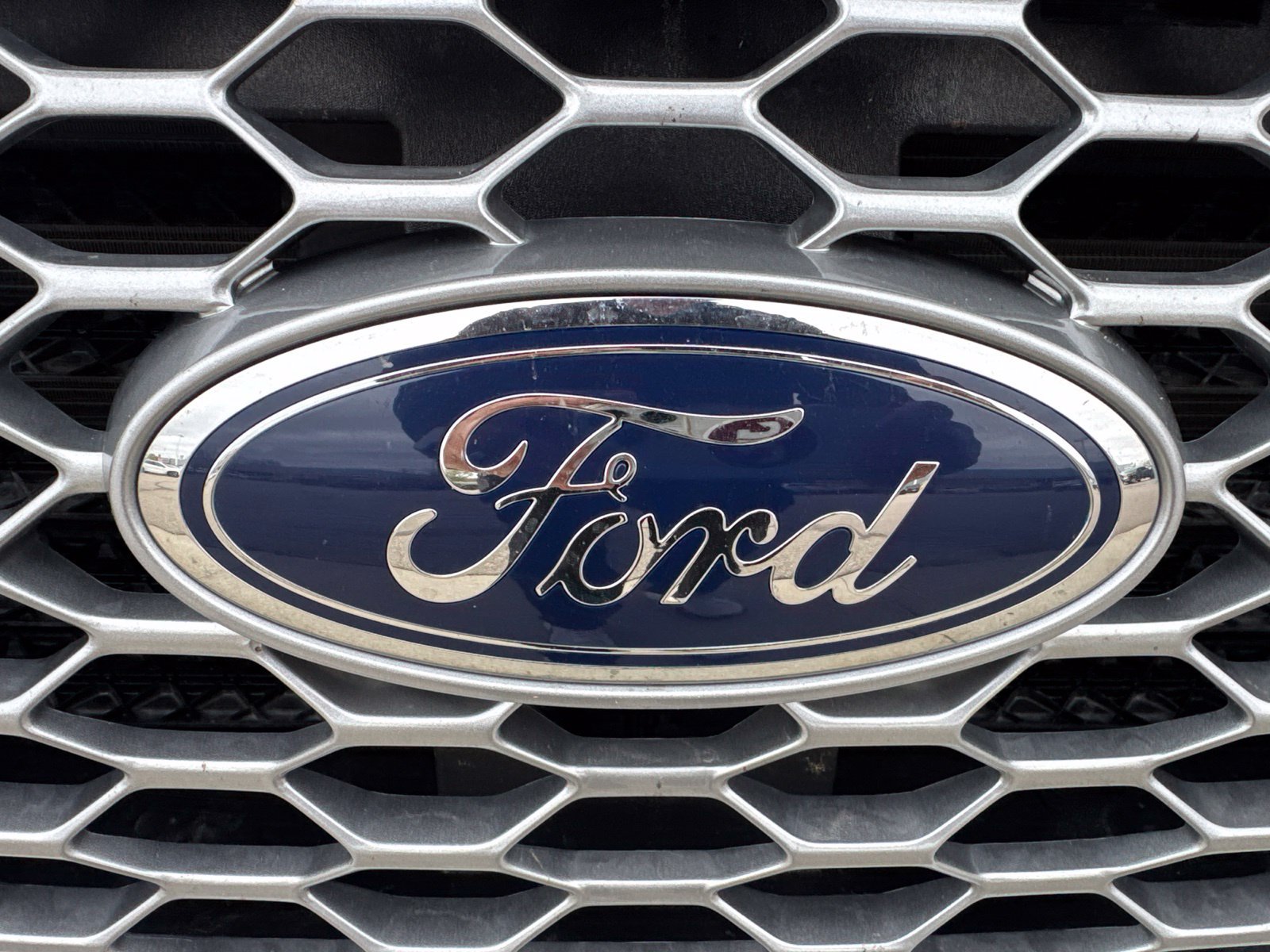 Certified 2024 Ford Edge SEL w/ Convenience Package AWD/4WD image 13