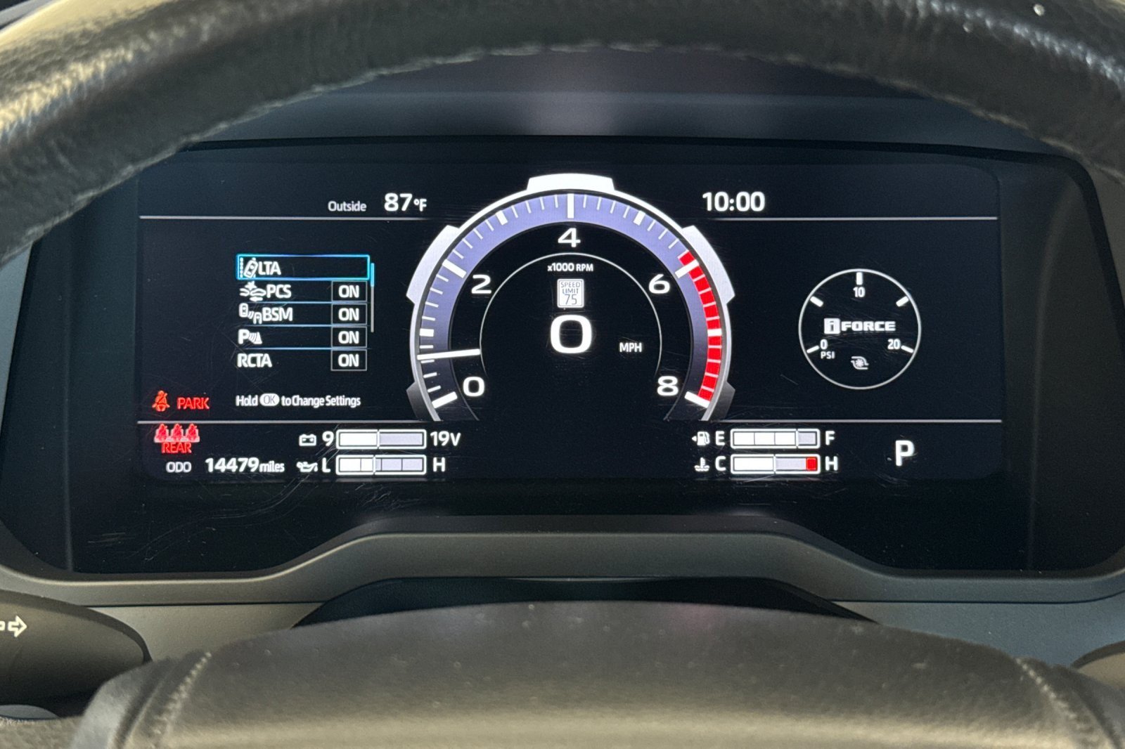 Used 2025 Toyota Tundra Limited AWD/4WD image 22