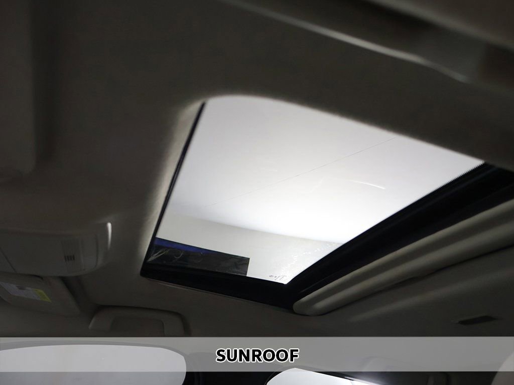 Used 2021 MAZDA CX-30 2.5 Turbo w/ Premium Package image 3