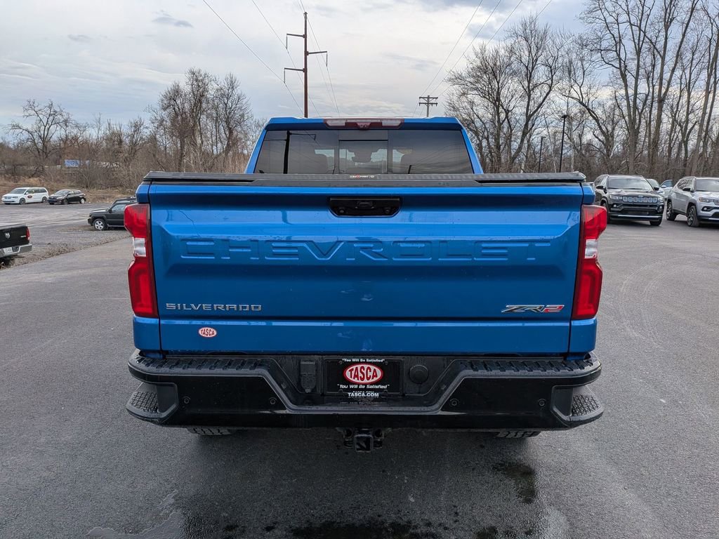 Used 2022 Chevrolet Silverado 1500 ZR2 w/ Technology Package image 4