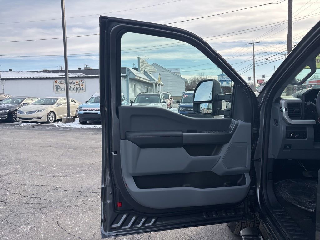 New 2026 Ford F250 XLT AWD/4WD image 9