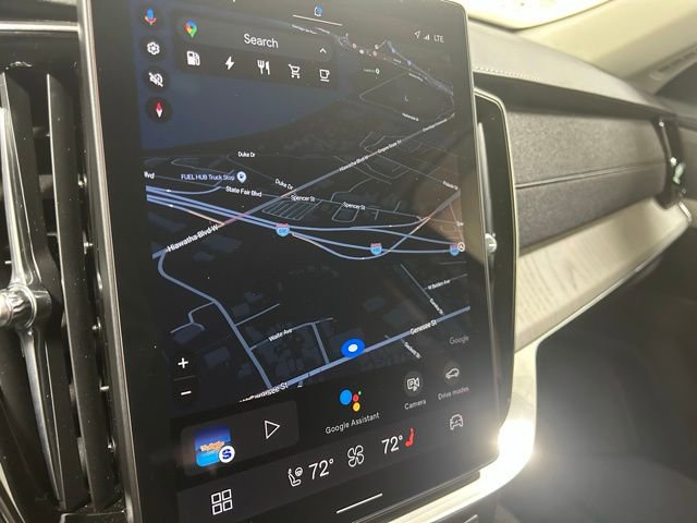 Used 2025 Volvo XC90 T8 Ultra w/ Protection Package Premier image 20