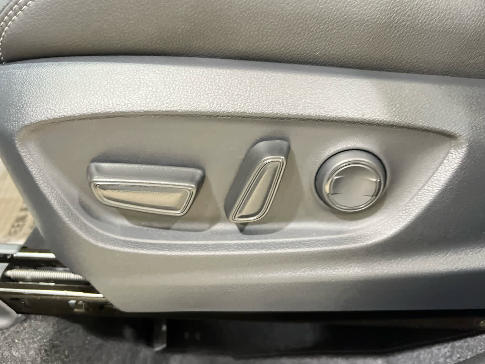 New 2026 Toyota Corolla Cross XLE w/ Convenience Package image 15