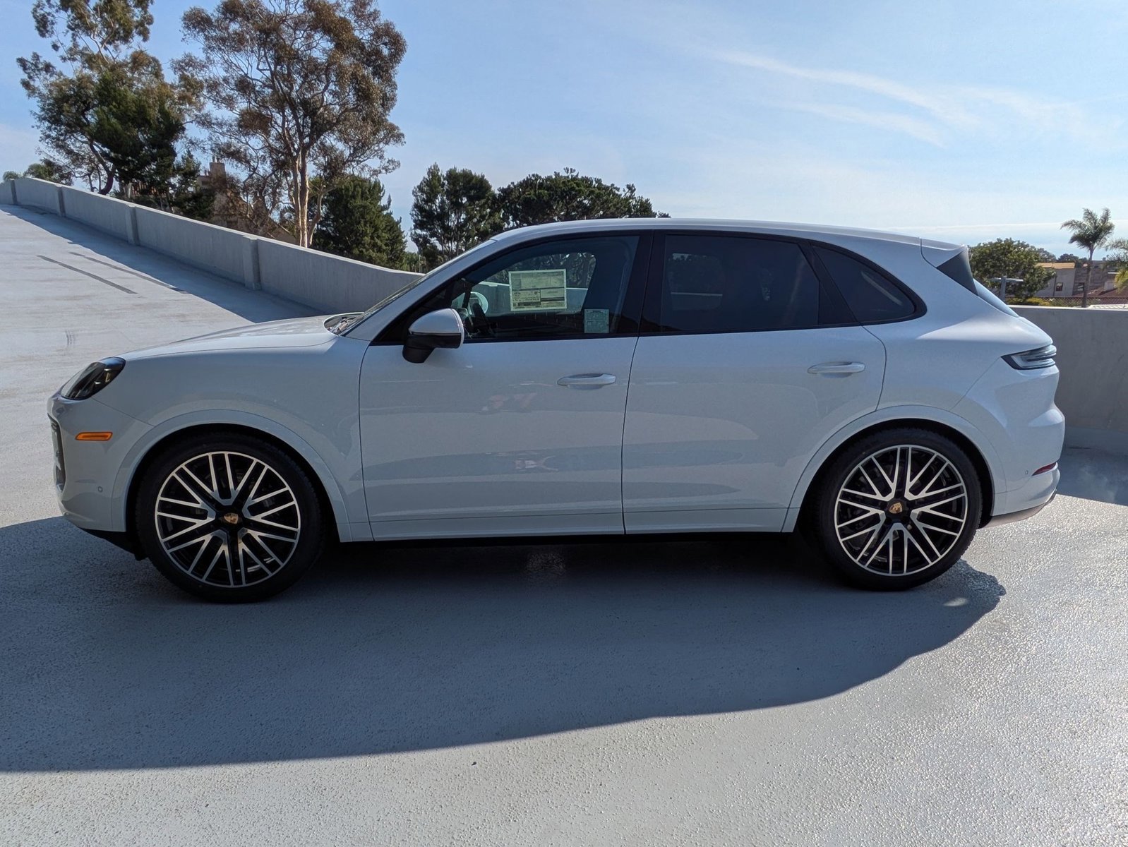 New 2026 Porsche Cayenne image 2