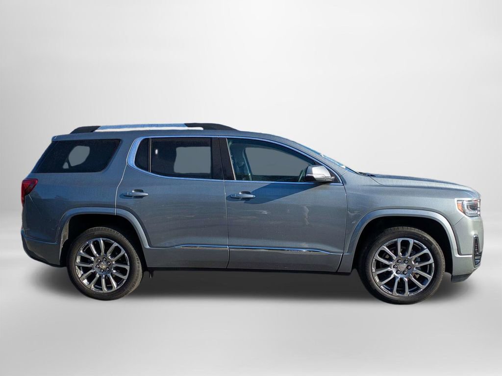 Used 2023 GMC Acadia Denali w/ Denali Ultimate Package image 3