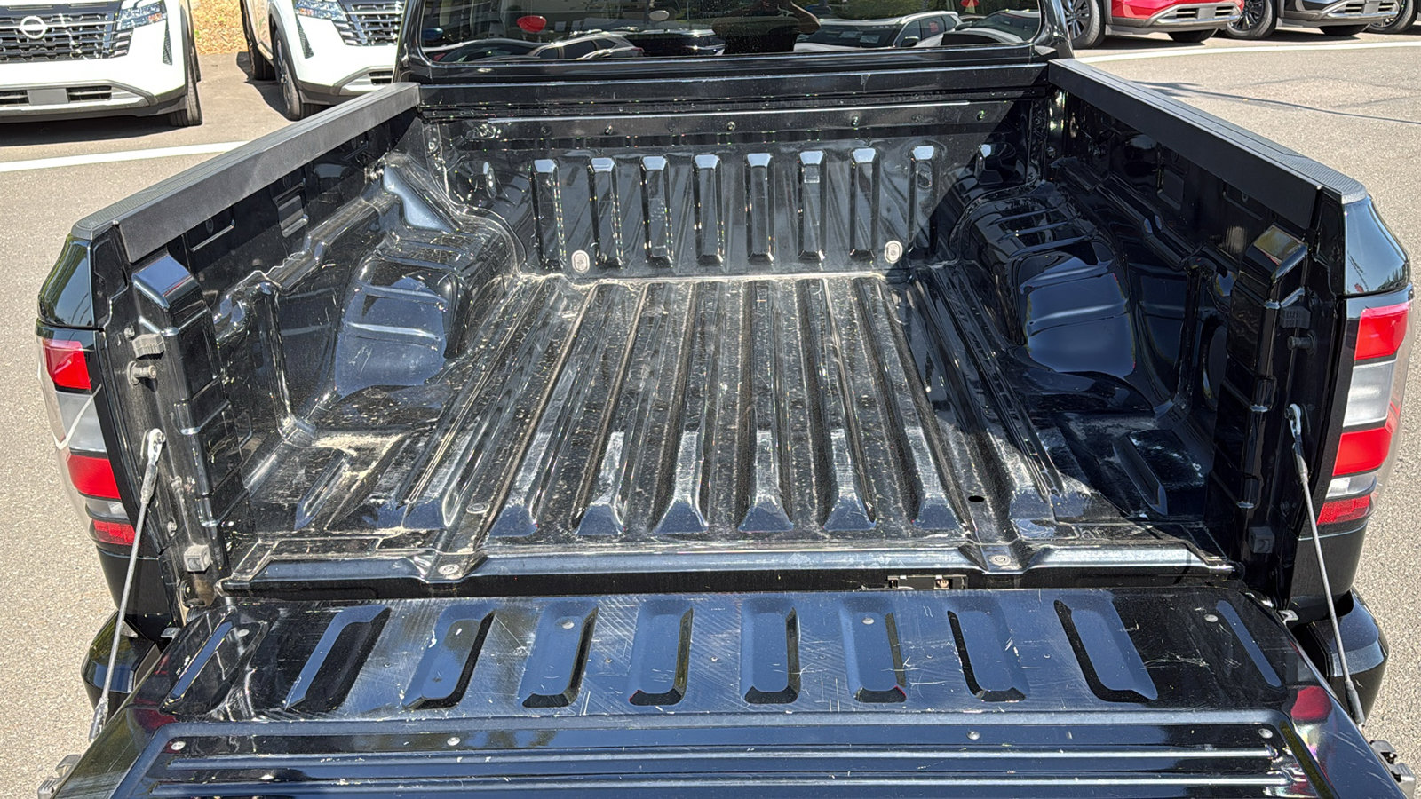 Certified 2023 Nissan Frontier SV w/ Tow Package AWD/4WD image 24