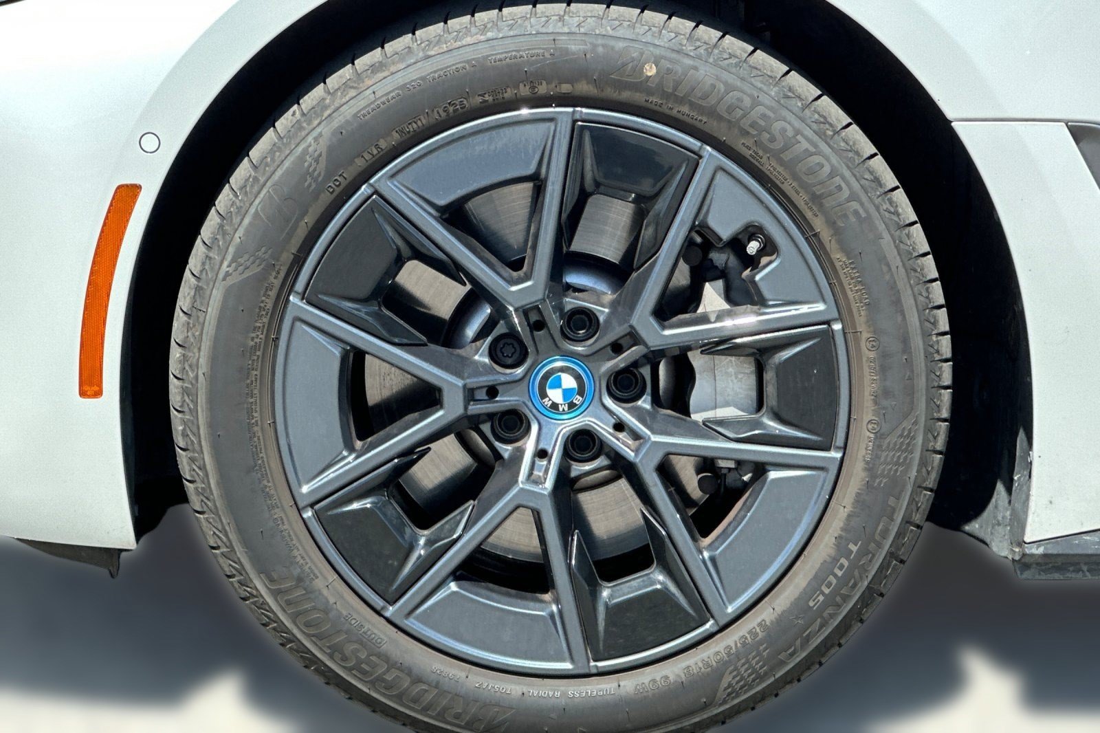 Certified 2023 BMW i4 eDrive35 RWD image 13