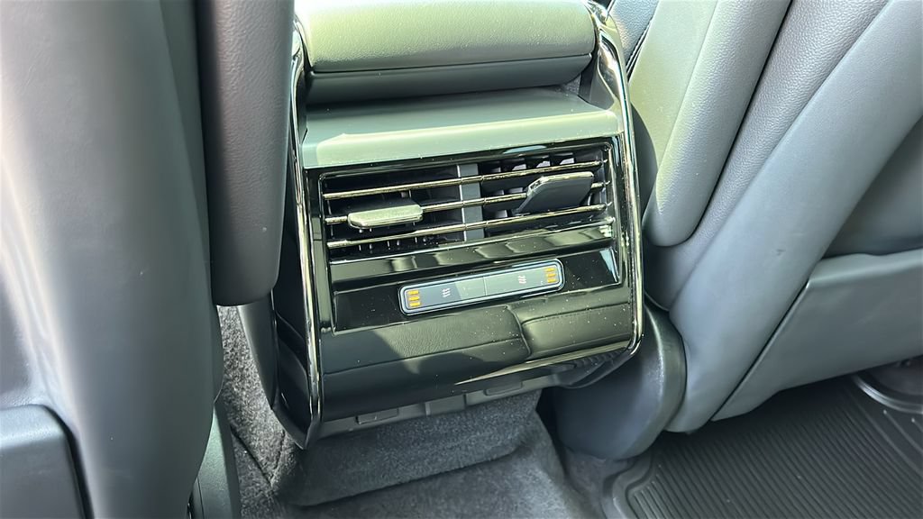 Certified 2025 Land Rover Range Rover Sport AWD/4WD image 26