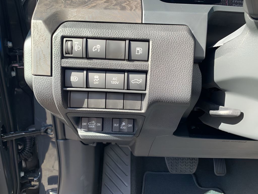 Used 2024 Toyota Tacoma Limited image 27