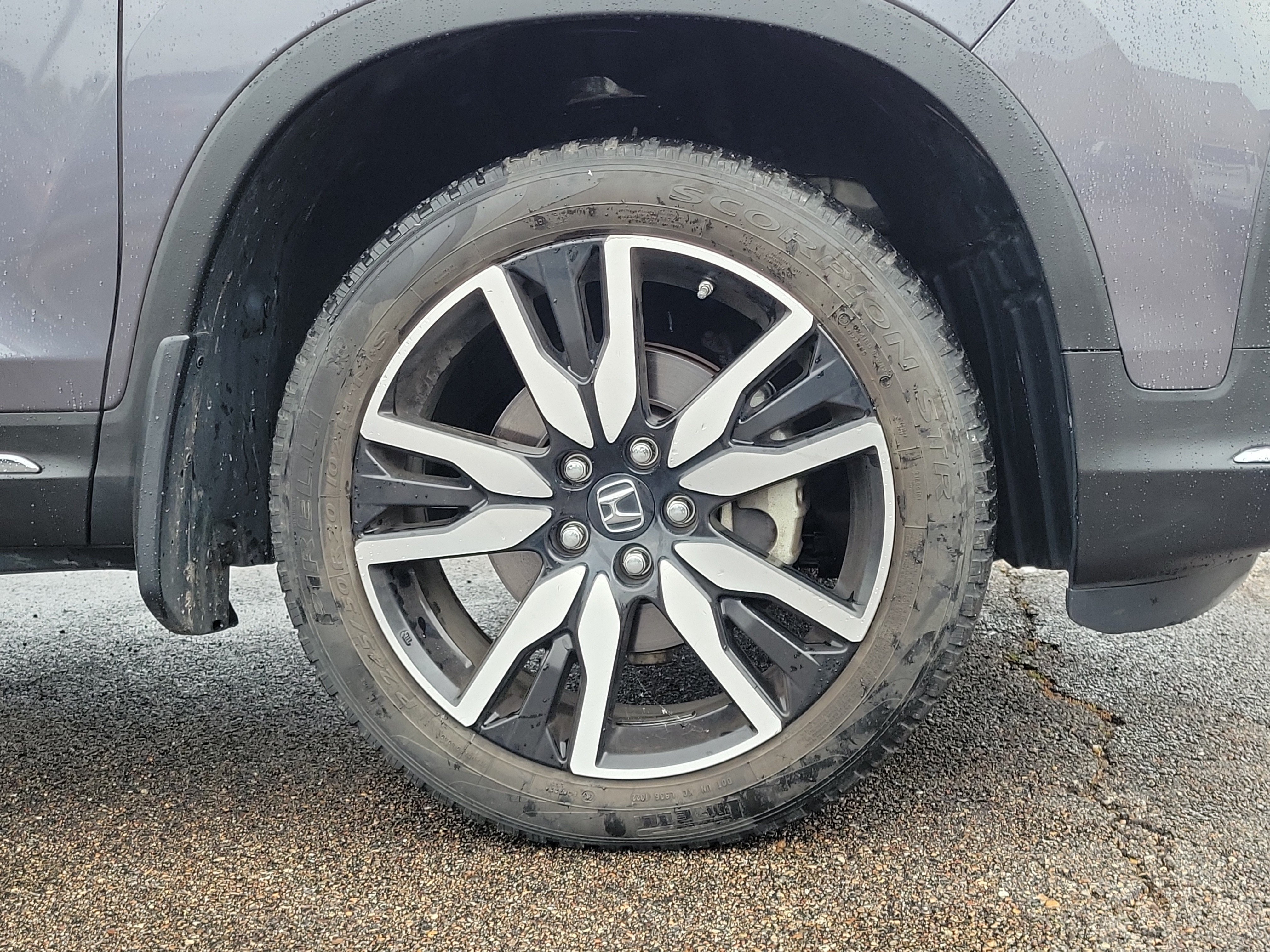 Used 2019 Honda Pilot Touring image 5