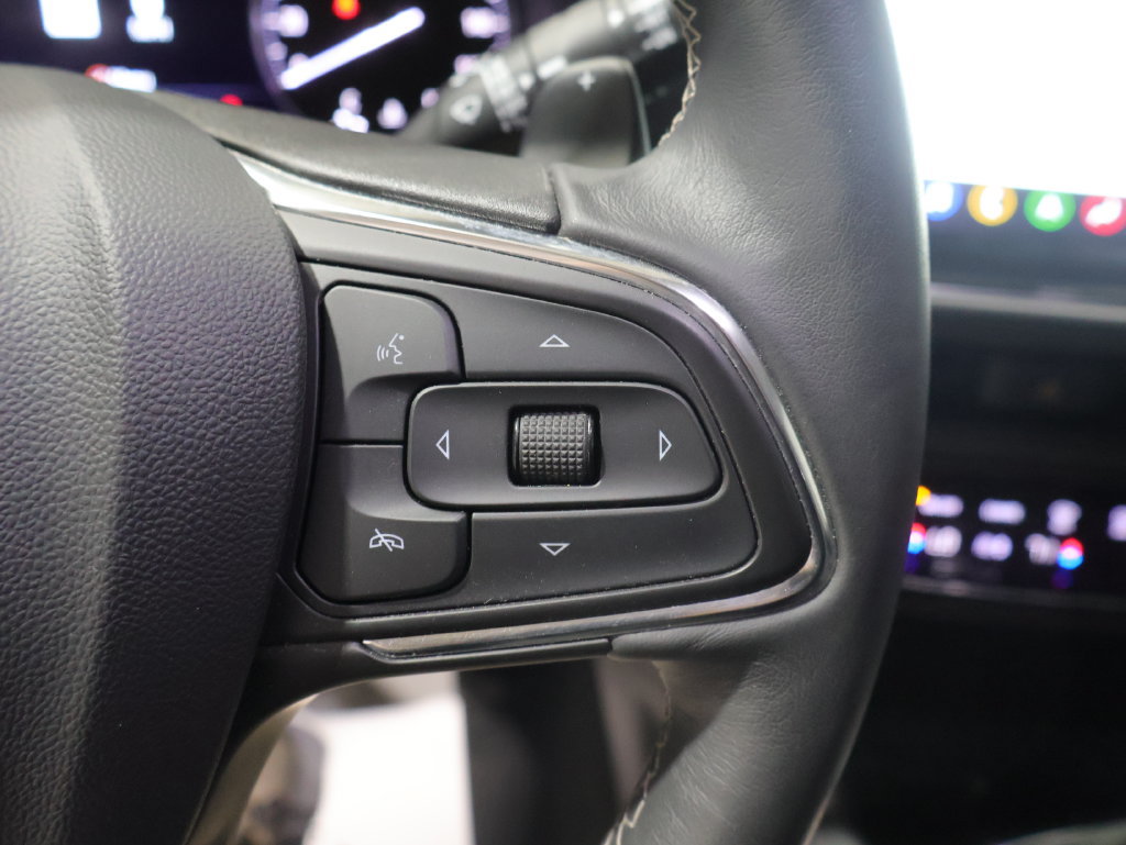 Used 2023 Buick Envision Avenir AWD/4WD image 36