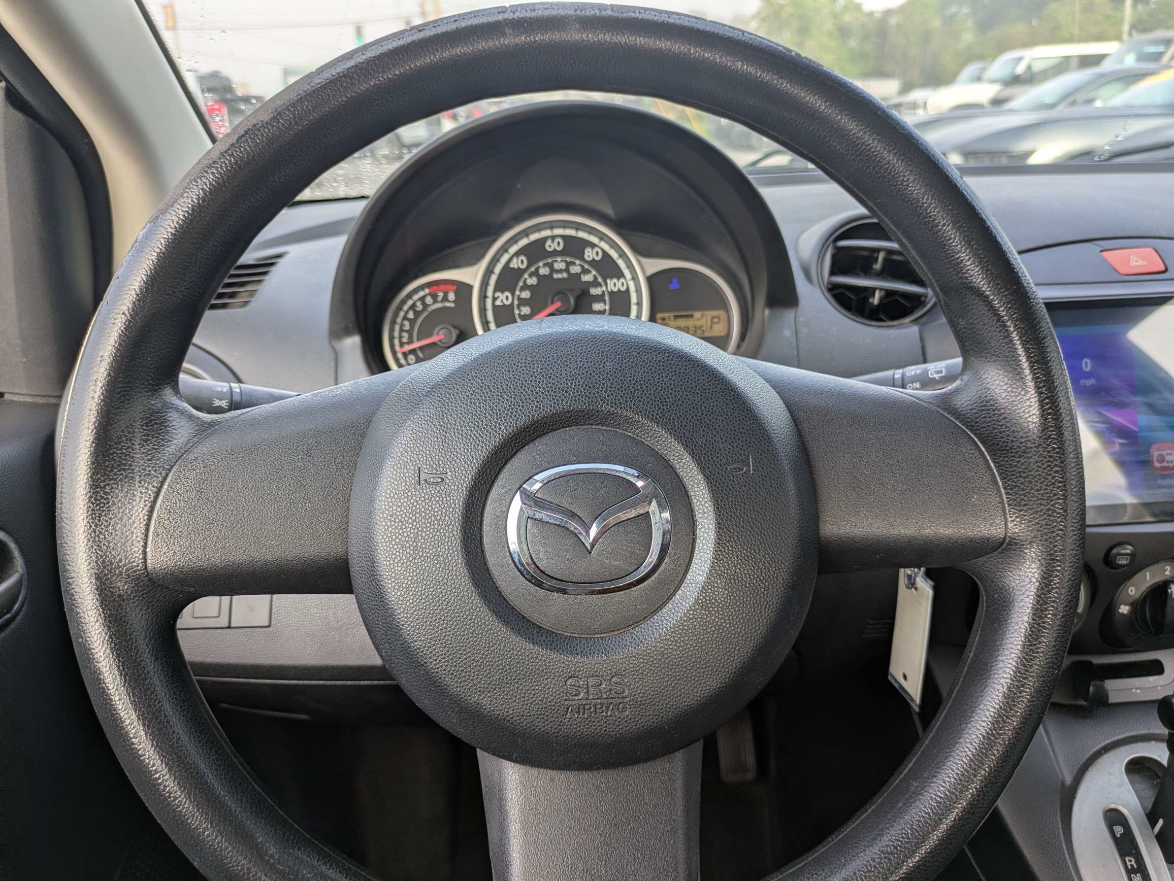 Used 2013 MAZDA MAZDA2 Sport FWD image 24