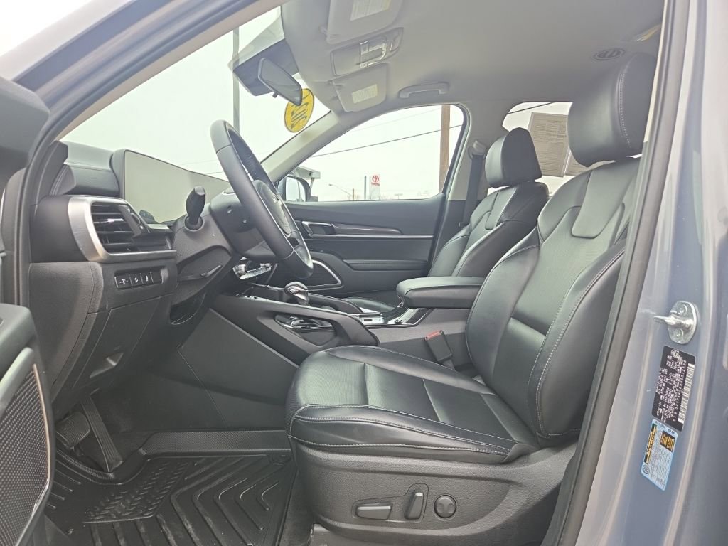 Used 2024 Kia Telluride S image 10