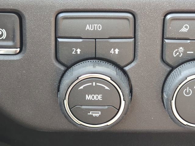 New 2026 Chevrolet Silverado 1500 LT w/ Safety Package AWD/4WD image 9