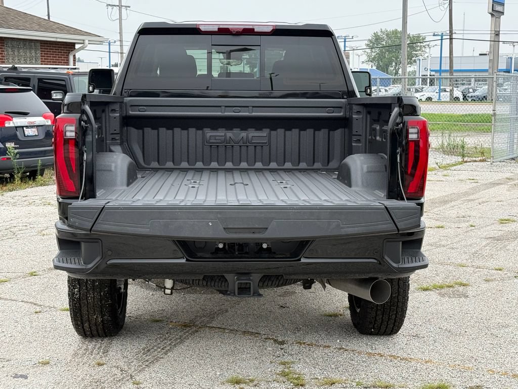 New 2026 GMC Sierra 2500 Denali w/ Denali Reserve Package AWD/4WD image 6