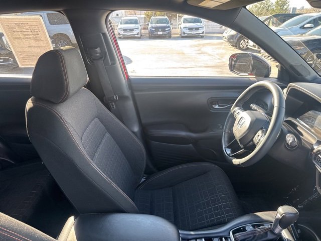 Used 2024 Honda HR-V Sport image 11
