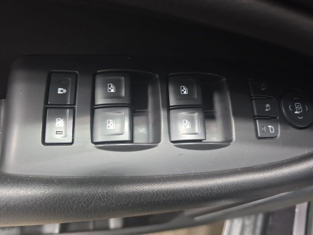 Used 2016 Cadillac Escalade Luxury image 29