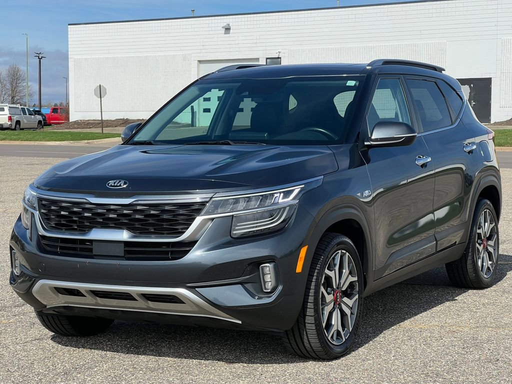 Used 2021 Kia Seltos SX w/ SX Sunroof Package image 42