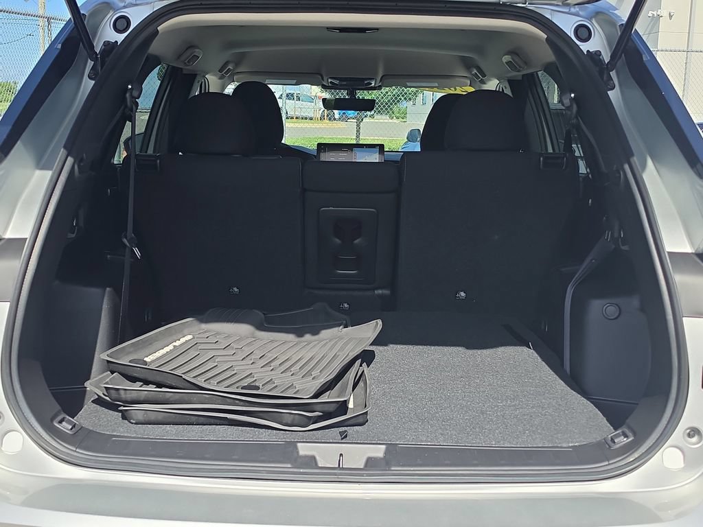 Used 2025 Mitsubishi Outlander ES FWD image 6