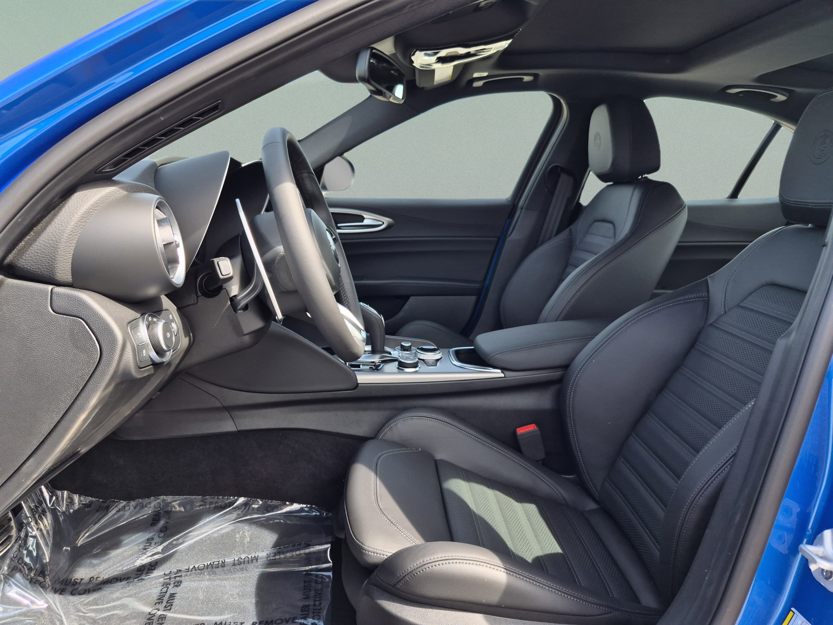 New 2026 Alfa Romeo Giulia w/ Driving Assist Package RWD image 15